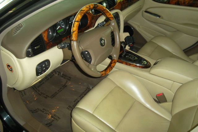 2006 JAGUAR XJR 2.2L Manual