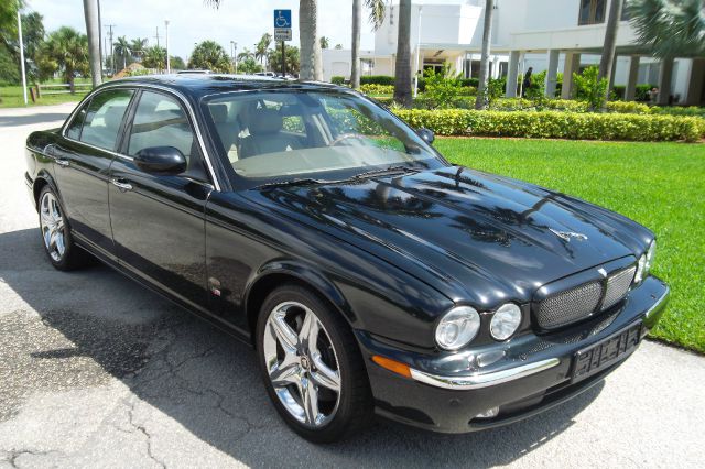 2006 JAGUAR XJR 2.2L Manual