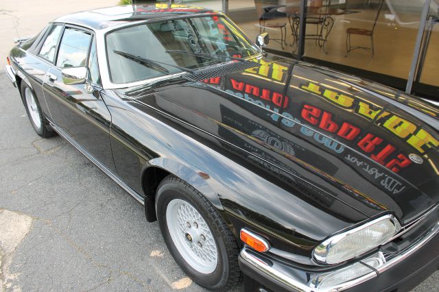 1986 JAGUAR XJS Base