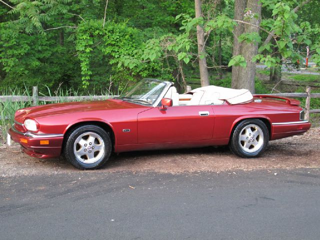 1994 JAGUAR XJS SE W/leather, Sunroof, 6 Disc, Sirius, Bluetooth