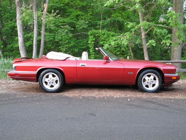 1994 JAGUAR XJS SE W/leather, Sunroof, 6 Disc, Sirius, Bluetooth