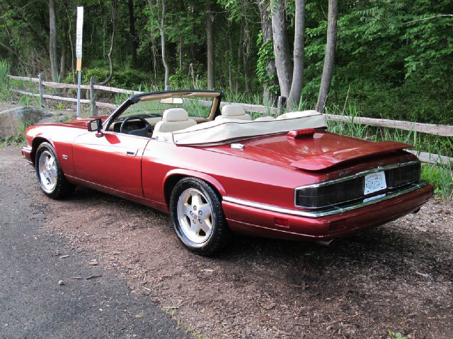 1994 JAGUAR XJS SE W/leather, Sunroof, 6 Disc, Sirius, Bluetooth