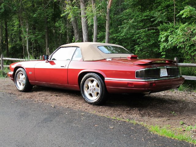 1994 JAGUAR XJS SE W/leather, Sunroof, 6 Disc, Sirius, Bluetooth