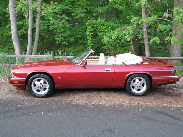 1994 JAGUAR XJS SE W/leather, Sunroof, 6 Disc, Sirius, Bluetooth