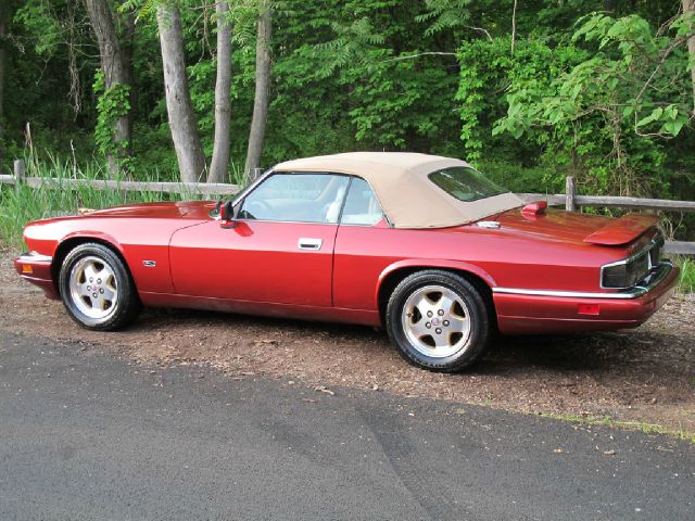 1994 JAGUAR XJS SE W/leather, Sunroof, 6 Disc, Sirius, Bluetooth