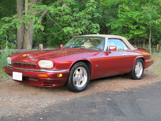 1994 JAGUAR XJS SE W/leather, Sunroof, 6 Disc, Sirius, Bluetooth