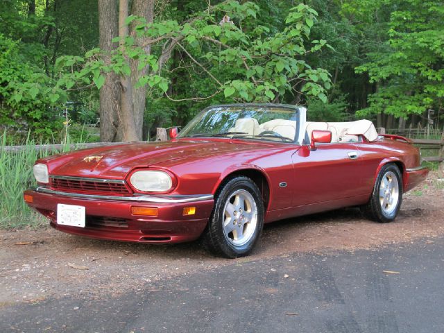 1994 JAGUAR XJS SE W/leather, Sunroof, 6 Disc, Sirius, Bluetooth