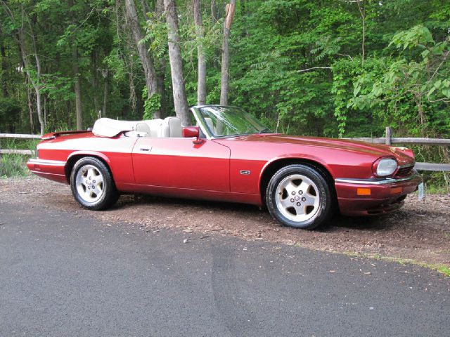 1994 JAGUAR XJS SE W/leather, Sunroof, 6 Disc, Sirius, Bluetooth