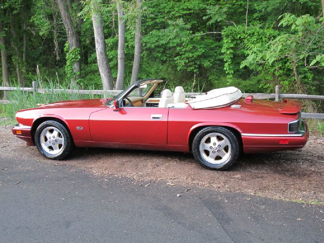 1994 JAGUAR XJS SE W/leather, Sunroof, 6 Disc, Sirius, Bluetooth