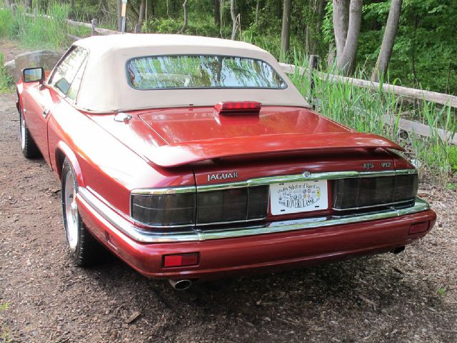 1994 JAGUAR XJS SE W/leather, Sunroof, 6 Disc, Sirius, Bluetooth