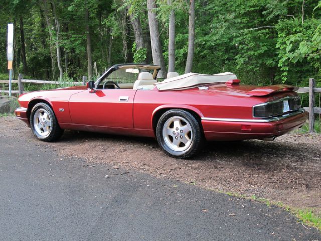 1994 JAGUAR XJS SE W/leather, Sunroof, 6 Disc, Sirius, Bluetooth