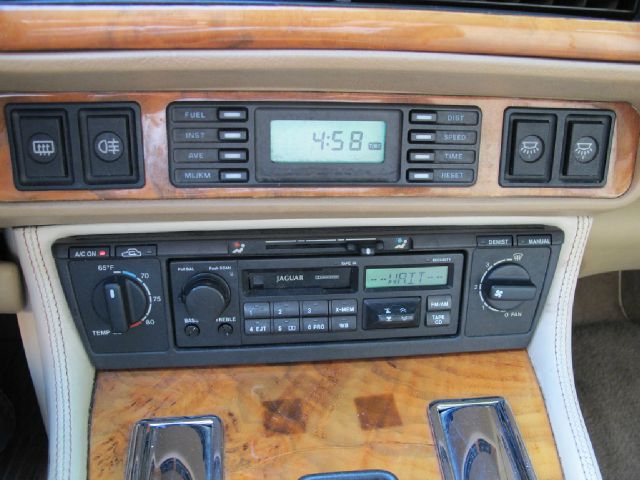 1994 JAGUAR XJS SE W/leather, Sunroof, 6 Disc, Sirius, Bluetooth