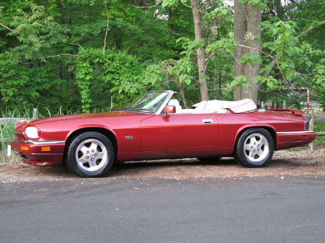 1994 JAGUAR XJS SE W/leather, Sunroof, 6 Disc, Sirius, Bluetooth