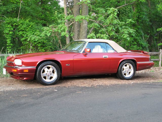 1994 JAGUAR XJS SE W/leather, Sunroof, 6 Disc, Sirius, Bluetooth