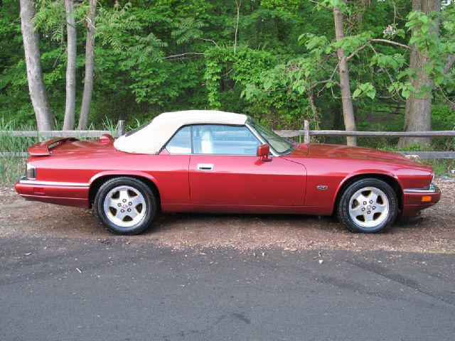 1994 JAGUAR XJS SE W/leather, Sunroof, 6 Disc, Sirius, Bluetooth