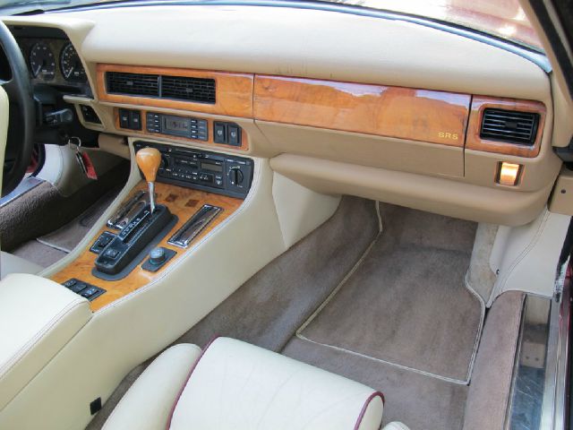 1994 JAGUAR XJS SE W/leather, Sunroof, 6 Disc, Sirius, Bluetooth