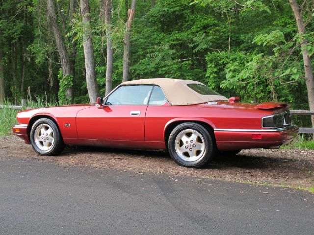 1994 JAGUAR XJS SE W/leather, Sunroof, 6 Disc, Sirius, Bluetooth