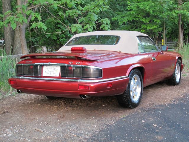 1994 JAGUAR XJS SE W/leather, Sunroof, 6 Disc, Sirius, Bluetooth