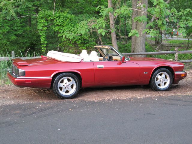 1994 JAGUAR XJS SE W/leather, Sunroof, 6 Disc, Sirius, Bluetooth