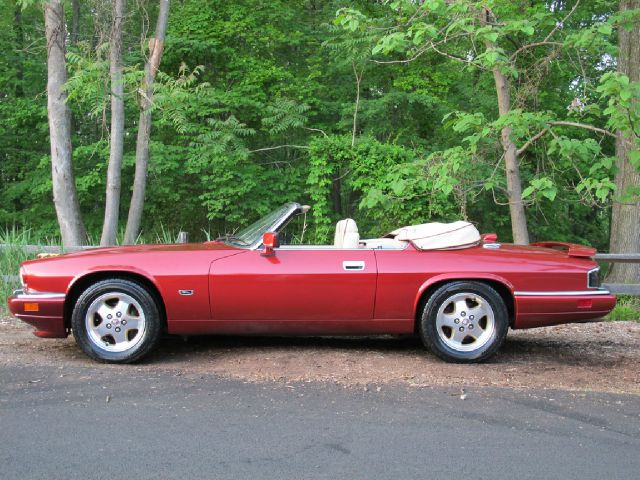 1994 JAGUAR XJS SE W/leather, Sunroof, 6 Disc, Sirius, Bluetooth