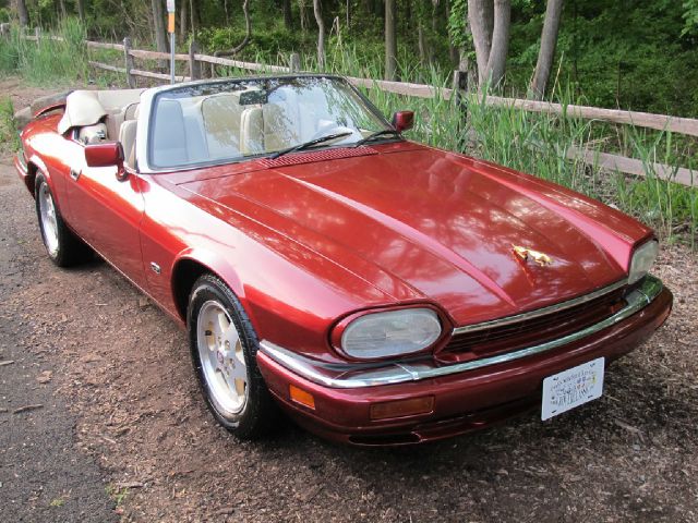 1994 JAGUAR XJS SE W/leather, Sunroof, 6 Disc, Sirius, Bluetooth