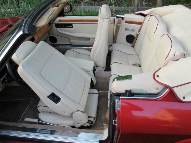 1994 JAGUAR XJS SE W/leather, Sunroof, 6 Disc, Sirius, Bluetooth