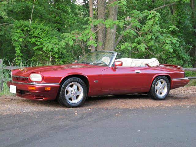 1994 JAGUAR XJS SE W/leather, Sunroof, 6 Disc, Sirius, Bluetooth