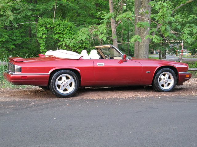 1994 JAGUAR XJS SE W/leather, Sunroof, 6 Disc, Sirius, Bluetooth