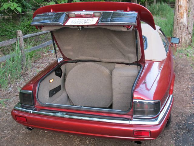 1994 JAGUAR XJS SE W/leather, Sunroof, 6 Disc, Sirius, Bluetooth