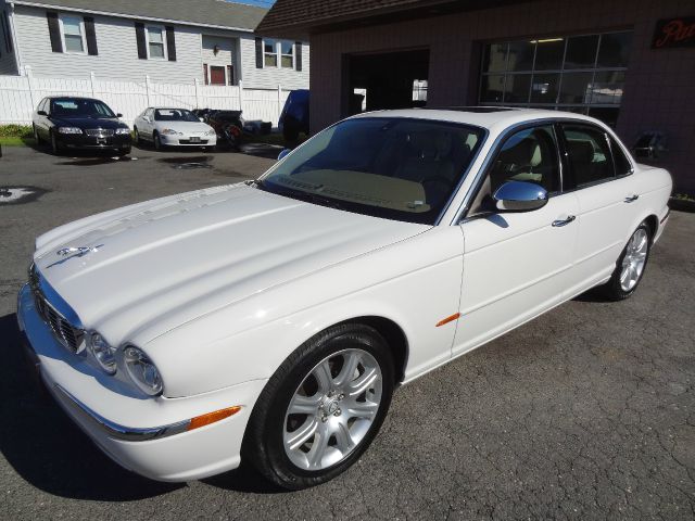 2004 JAGUAR XJ Series Coupe