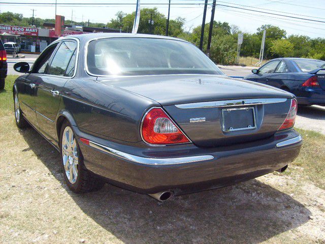 2004 JAGUAR XJ Series Coupe