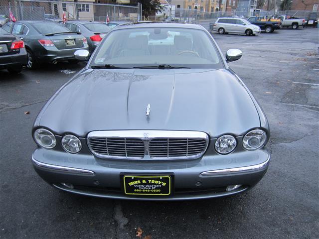 2005 JAGUAR XJ Series REV Edition