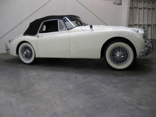 1957 JAGUAR XK Unknown