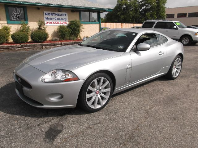 2009 JAGUAR XK 2WD Crew Cab SWB LE FFV