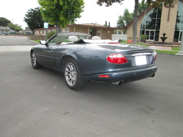 2001 JAGUAR XKR 4dr S Auto QU All Weather Pkg AWD