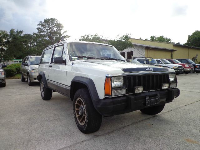 1985 Jeep Cherokee SLT 25