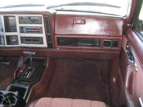 1988 Jeep Cherokee 1500 SLT 4X4