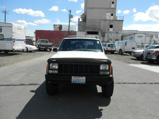 1992 Jeep Cherokee GSX