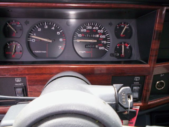 1993 Jeep Cherokee LS1 Auto