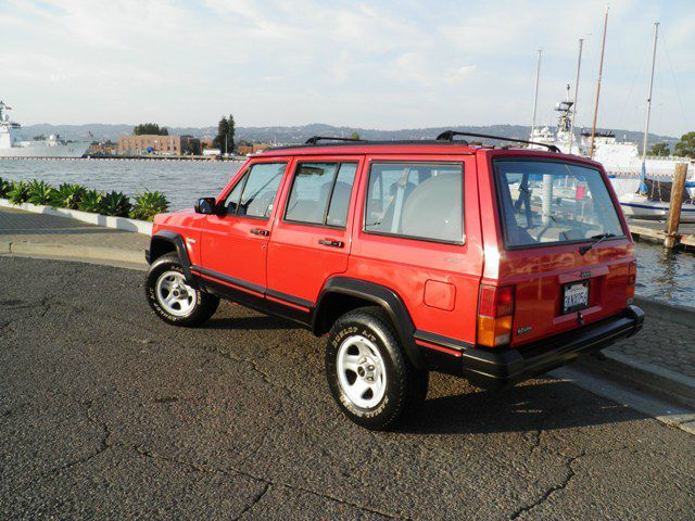 1995 Jeep Cherokee Base GLS LX