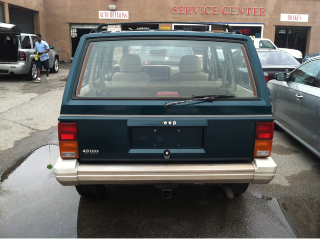 1996 Jeep Cherokee Sport 4D Utility