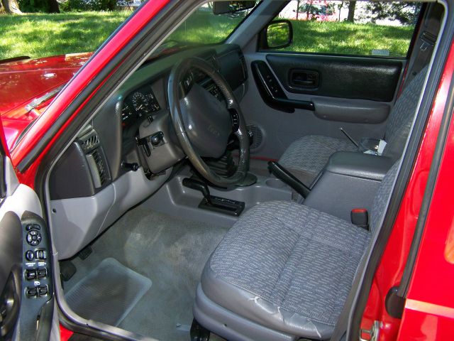 1997 Jeep Cherokee Base GLS LX