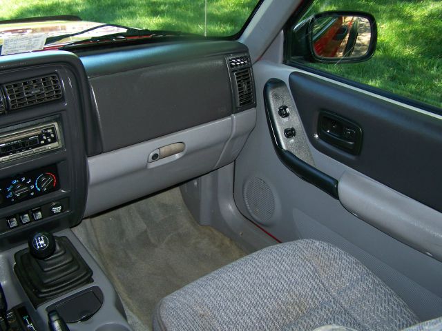 1997 Jeep Cherokee Base GLS LX