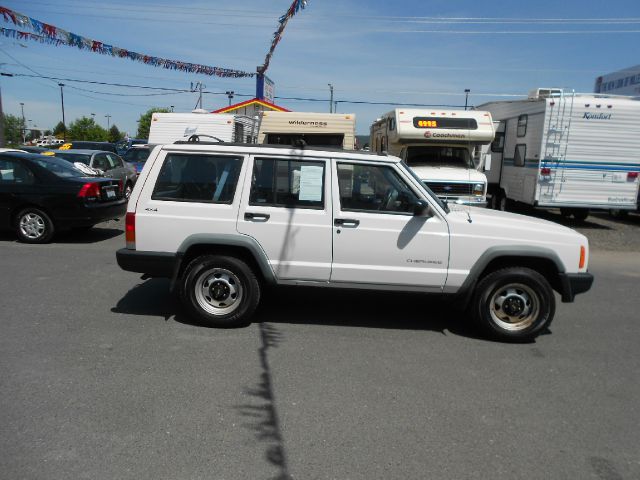 1997 Jeep Cherokee SE