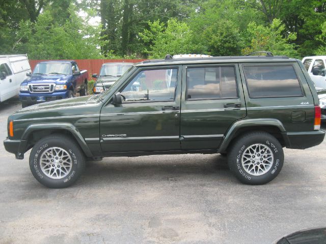 1997 Jeep Cherokee 4x4 XE