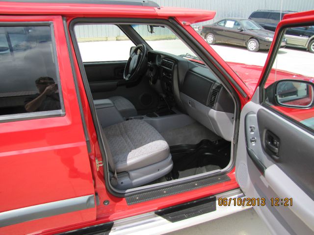 1998 Jeep Cherokee Base GLS LX