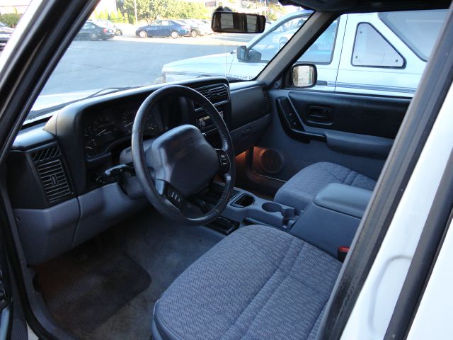 1998 Jeep Cherokee Base GLS LX