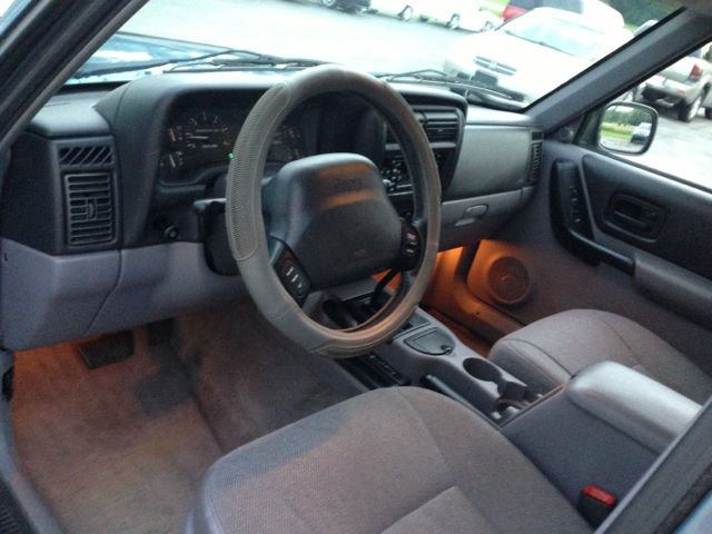 1998 Jeep Cherokee Base GLS LX