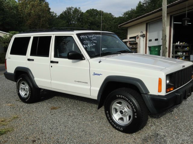 1998 Jeep Cherokee Base GLS LX