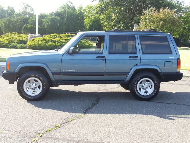 1999 Jeep Cherokee Base GLS LX